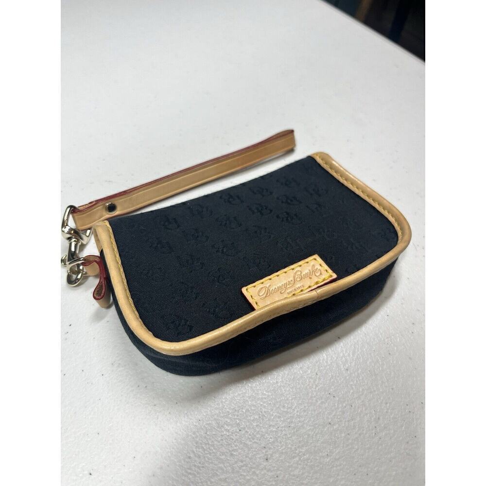 Dooney And Bourke Vintage Black Wristlet Wallet Purse Small Mini - Picture 3 of 7